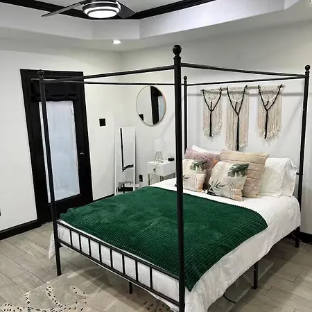 2Bd 2Br Modern Green House Oasis Houston Exterior photo