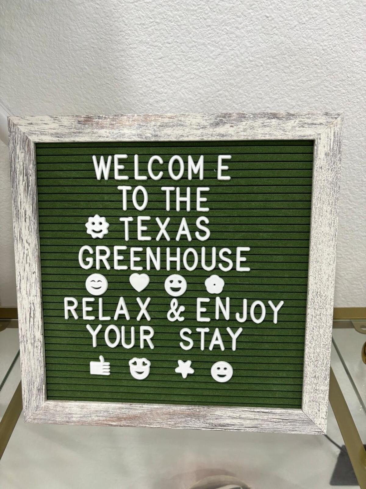 2bd 2br Modern House Oasis Holiday home *